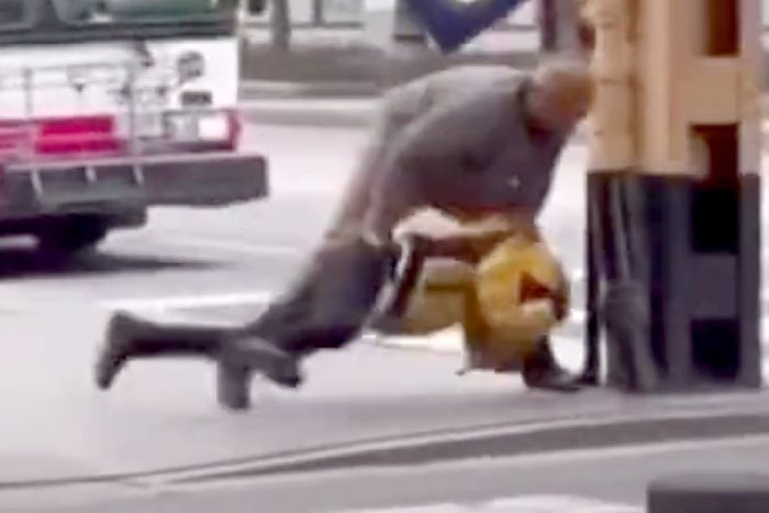 Street Justice: Chicago Carjacker Picks Wrong Victim, Epic Beatdown Caught On Camera [VIDEO]   By: John Boch