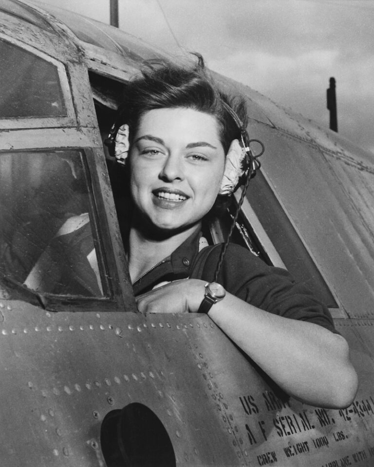History of the WASP (Women Airforce Service Pilots) in World War   By: Peter Suciu