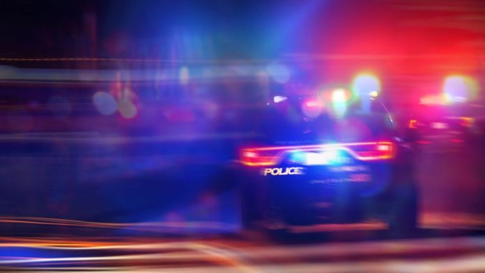 Qualified immunity for shooting of off-duty officer
