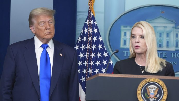 'Sanctuary’ policies could lead to criminal charges, AG Bondi warns