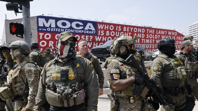 FBI urges ICE agents to identify themselves after rise in criminal law enforcement impersonators