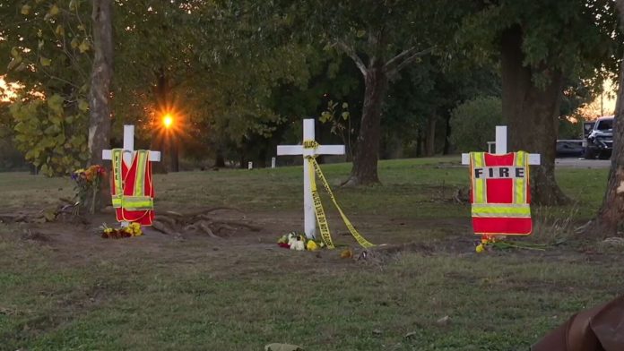 2 first responders, volunteer killed at Okla. drag racing event