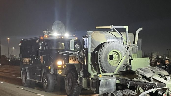 Man arrested after ramming 10 vehicles, leading Texas officers on nearly 1.5-hour pursuit