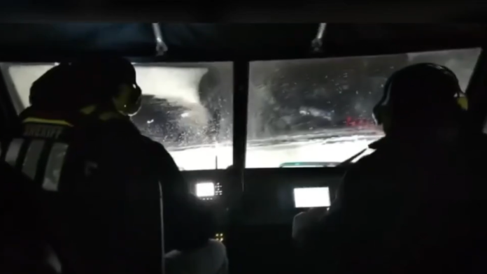Video: Mich. sheriff's deputies use specialized airboats to rescue people stranded on frozen lake