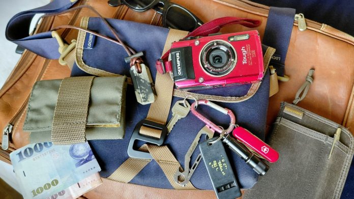 Lochby Field Sling: Instant Access On-the-Go