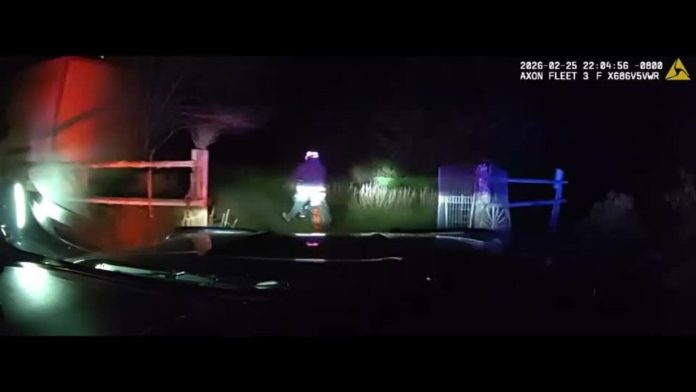 ‘You’re gonna get bit!’: Wash. deputy’s K-9 impersonation during foot pursuit lures out suspect