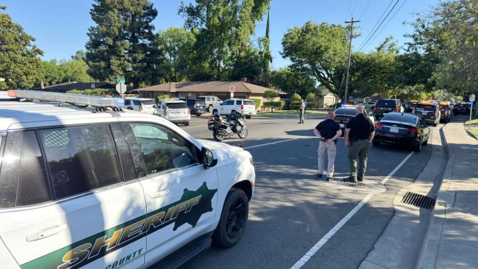 Calif. officers arrest suspect 4 minutes after first 911 call in library shooting that killed 2